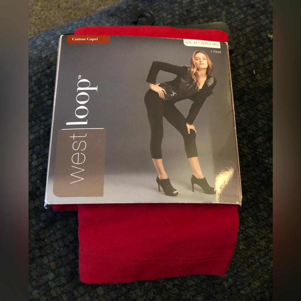 West Loop Apple Red Cotton Capri medium